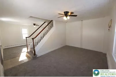 221 Oak Street, Washington Twp, PA 18072 - Photo 9