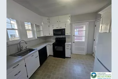 1227 Delaware Avenue, Fountain Hill, PA 18015 - Photo 9