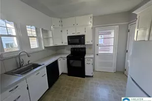 1227 Delaware Ave, Fountain Hill, PA 18015 - Photo 9