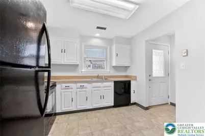 1930 Cricklewood, Upper Macungie Township, PA 18051 - Photo 11