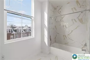 207 N Front St, Allentown City, PA 18102 - Photo 13