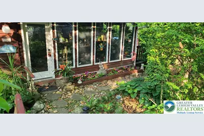 1395 Sleepy Hollow, Milford Twp, PA 18073 - Photo 9