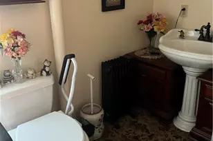 1395 Sleepy Hollow, Milford Twp, PA 18073 - Photo 21