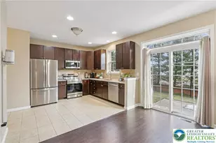 270 Milkweed Dr, Upper Macungie Township, PA 18104 - Photo 11