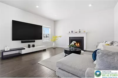 2120 Emanuel Court, Bethlehem Township, PA 18045 - Photo 9