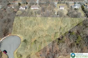 43 Sumner Ct, Penn Forrest, PA 18210 - Photo 3