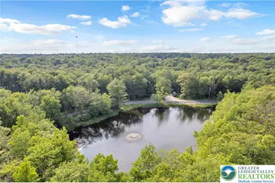 47 Red Wing Path, Lehigh Twp, PA 18424 - Photo 37