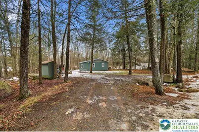 47 Red Wing Path, Lehigh Twp, PA 18424 - Photo 3