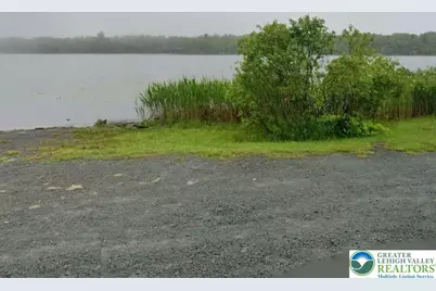 3113 Holiday Drive, Pocono Summit, PA 18346 - Photo 1