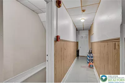 679 Northampton Street, Easton, PA 18042 - Photo 15