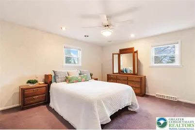 3320 Lincoln Avenue, Salisbury Township, PA 18103 - Photo 21