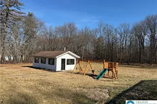 123 Eisenhower Blvd, Roseto Boro, PA 18013 - Photo 13