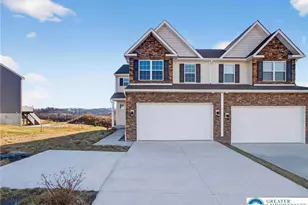 219 Sunglo Dr, Ontelaunee, PA 19533 - Photo 1