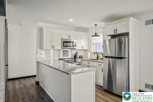 3260 Bluebird Dr, Bushkill, PA 18324 - Photo 9