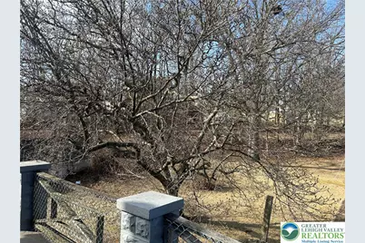 412 Pennsylvania Avenue, Roseto Boro, PA 18013 - Photo 23