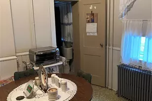 412 Pennsylvania Ave, Roseto, PA 18013 - Photo 13