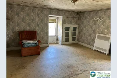 412 Pennsylvania Avenue, Roseto, PA 18013 - Photo 41