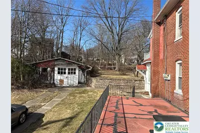 412 Pennsylvania Avenue, Roseto, PA 18013 - Photo 29
