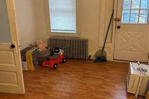 412 Pennsylvania Ave, Roseto Boro, PA 18013 - Photo 11