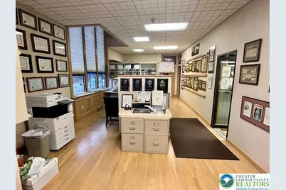 1412 Walter, Lower Saucon Township, PA 18015 - Photo 5