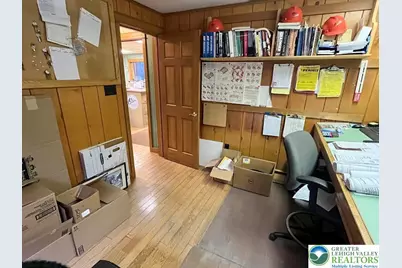 1412 Walter, Lower Saucon Township, PA 18015 - Photo 7