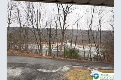 1165 E Catawissa Street, Nesquehoning Boro, PA 18240 - Photo 5