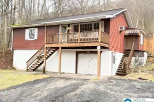 1165 E Catawissa St, Nesquehoning Boro, PA 18240 - Photo 1