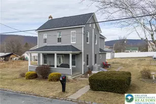 38 W 2nd St, Wind Gap, PA 18091 - Photo 5