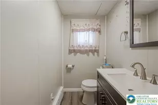 38 W 2nd St, Wind Gap, PA 18091 - Photo 23
