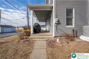 38 W 2nd St, Wind Gap, PA 18091 - Photo 9