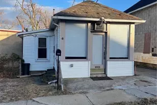 206 S 16th St, Wilson, PA 18042 - Photo 1