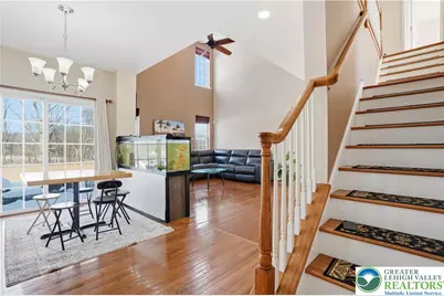 4985 Curly Horse Drive, Upper Saucon Township, PA 18034 - Photo 5