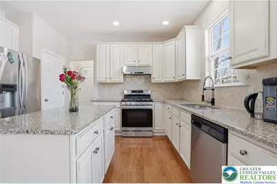 4985 Curly Horse Drive, Upper Saucon Township, PA 18034 - Photo 13