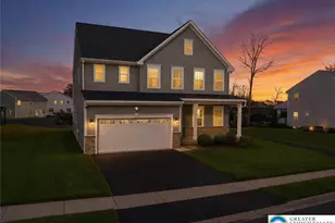 6405 Robin Rd, Lower Macungie Township, PA 18062 - Photo 3