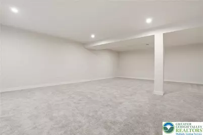 6405 Robin Road, Lower Macungie Township, PA 18062 - Photo 63