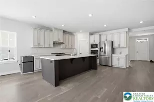 6405 Robin Rd, Macungie, PA 18062 - Photo 15