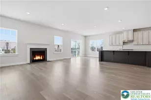 6405 Robin Rd, Lower Macungie Township, PA 18062 - Photo 3