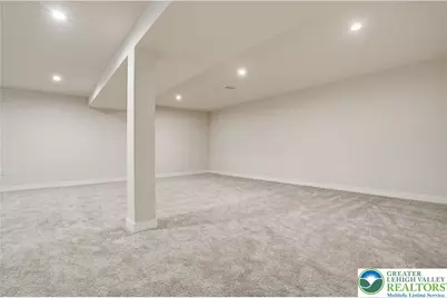 6405 Robin Road, Lower Macungie Township, PA 18062 - Photo 59