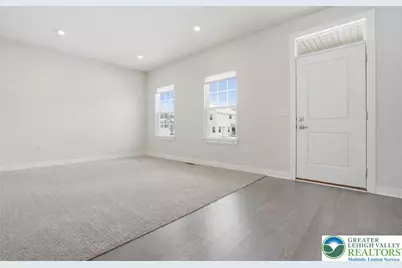 6405 Robin Road, Lower Macungie Township, PA 18062 - Photo 25