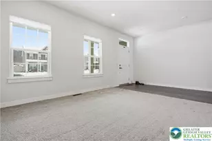 6405 Robin Rd, Lower Macungie Township, PA 18062 - Photo 17