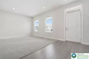 6405 Robin Rd, Lower Macungie Township, PA 18062 - Photo 21