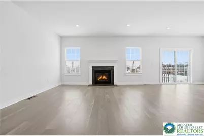 6405 Robin Road, Lower Macungie Township, PA 18062 - Photo 11