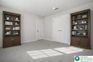 6405 Robin Rd, Lower Macungie Township, PA 18062 - Photo 33