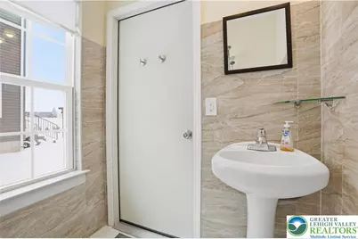 6405 Robin Road, Lower Macungie Township, PA 18062 - Photo 47