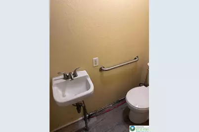 508 N Nagle Street, Allentown, PA 18102 - Photo 17