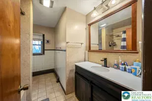 159 Summit Ave, Pocono Summit, PA 18346 - Photo 13