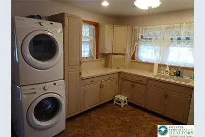 2012 Kemmerer Street, Bethlehem City, PA 18017 - Photo 11