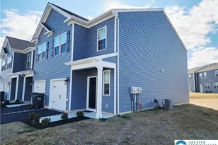 1182 Susan Cir, Upper Macungie Township, PA 18031 - Photo 3