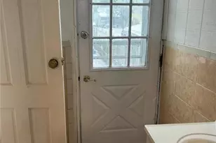 72 S Cedar St, Hazle Township, PA 18201 - Photo 3