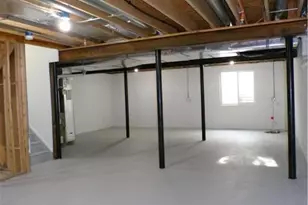 319 Milkweed Dr, Upper Macungie Township, PA 18104 - Photo 35